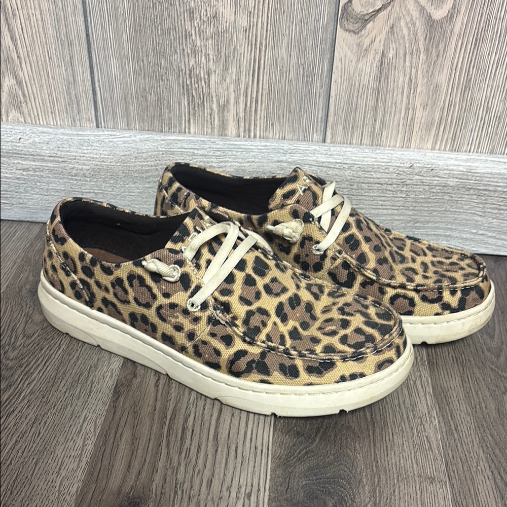 Ariat Leopard Print Casual Shoes.                   Womens size 7 1/2